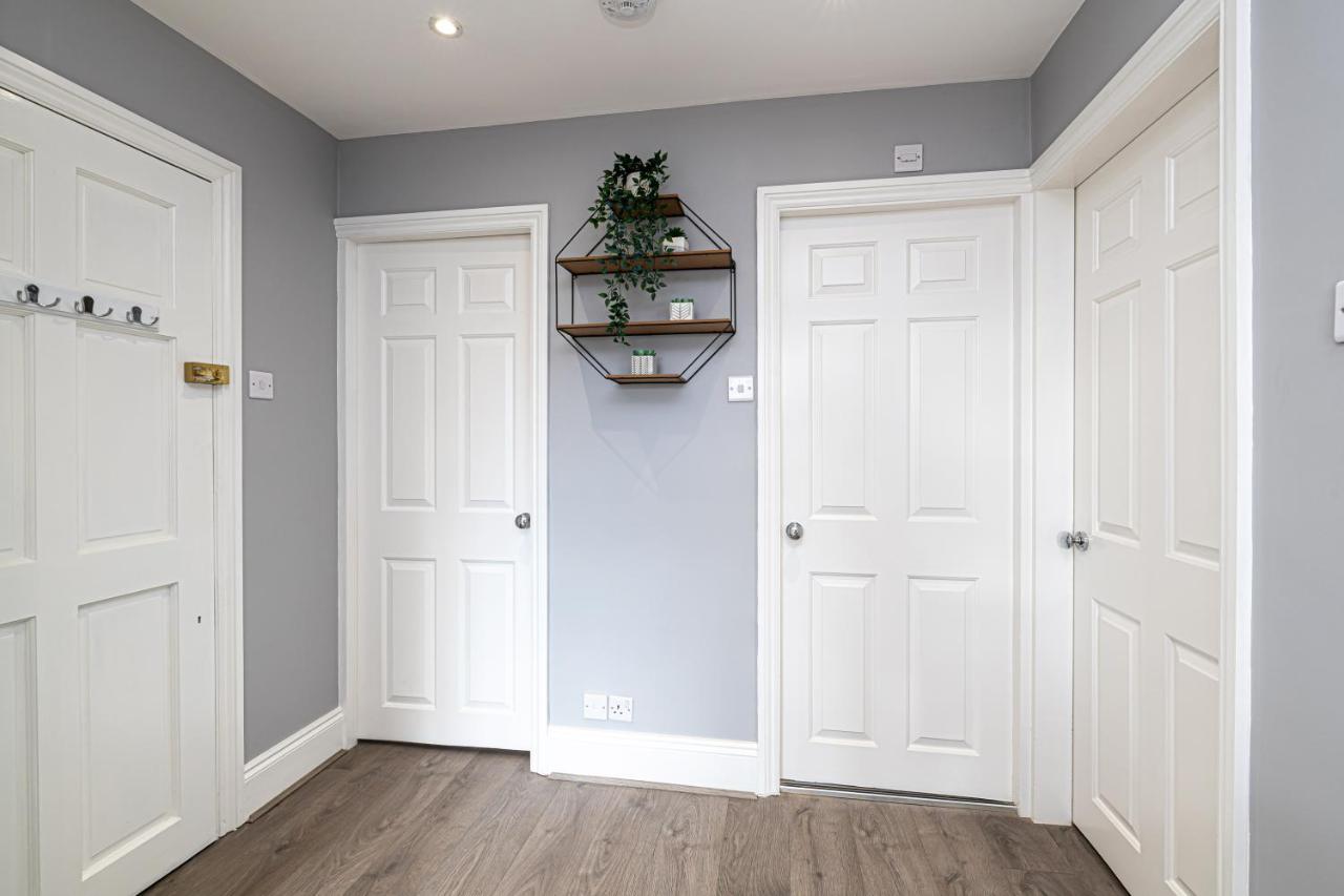The Popular Racecourse Apartments, Sleeps 4, Free Parking Appartamento *